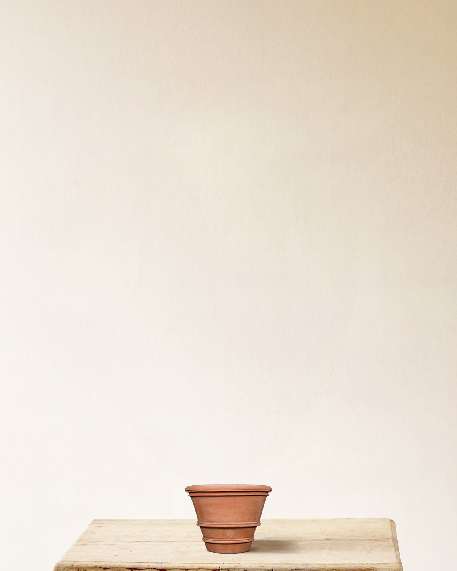 Italian terracotta planter with double rim detail, made in Impruneta, 10" x 9"
